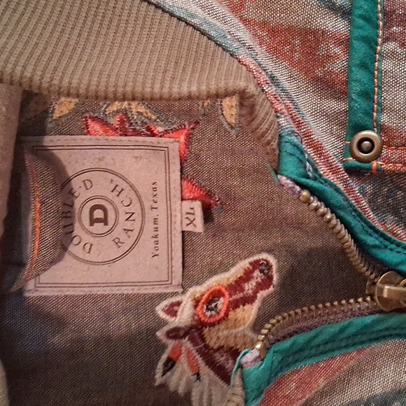 Double D Ranch Multicolor Embroidered Vest. Zip Front. Amazing. - Picture 2 of 7
